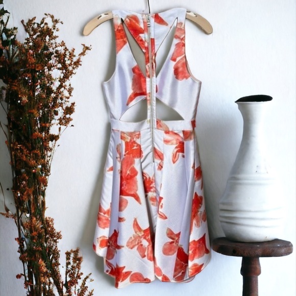 Sachin & Babi Noir Sleeveless Floral Jacquard Cut-Out Back High-Low Dress - Picture 6 of 12